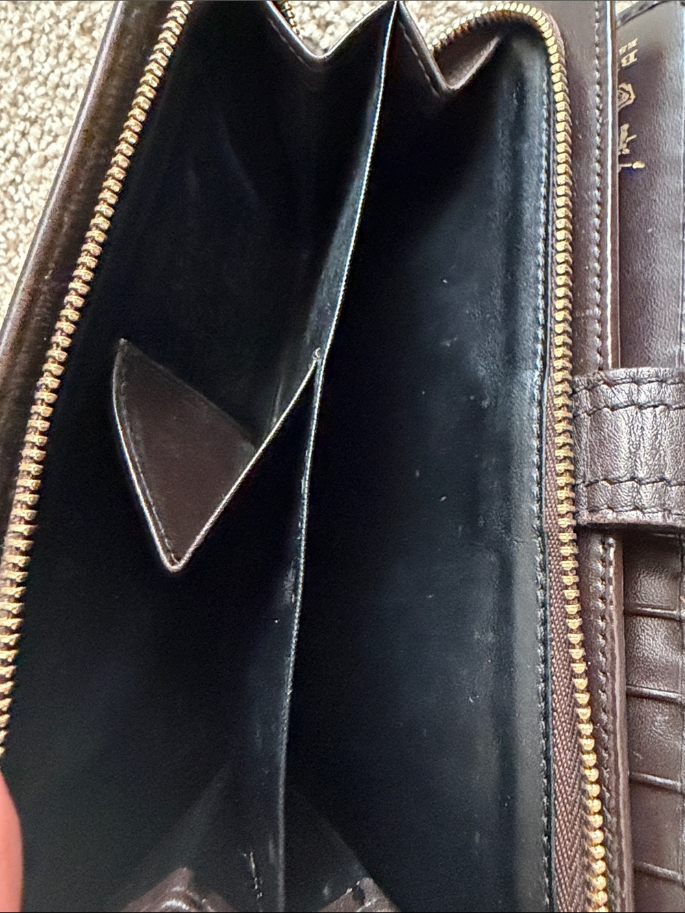 Burberry Leather Continental Wallet - Picture 6 of 9